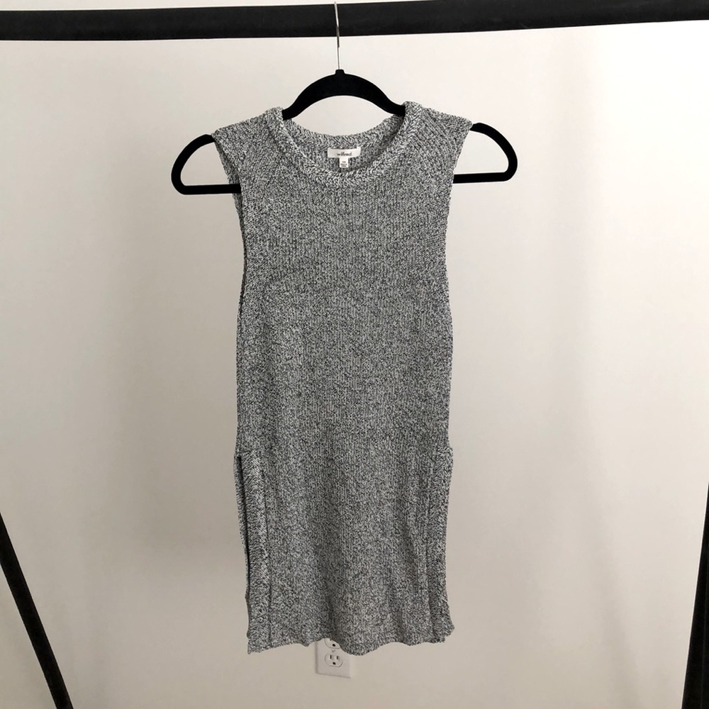 Aritzia Wilfred top